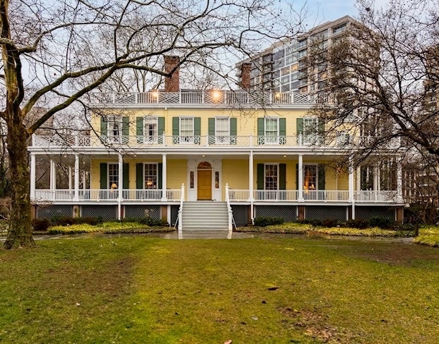 East 89th Street - Photo 15