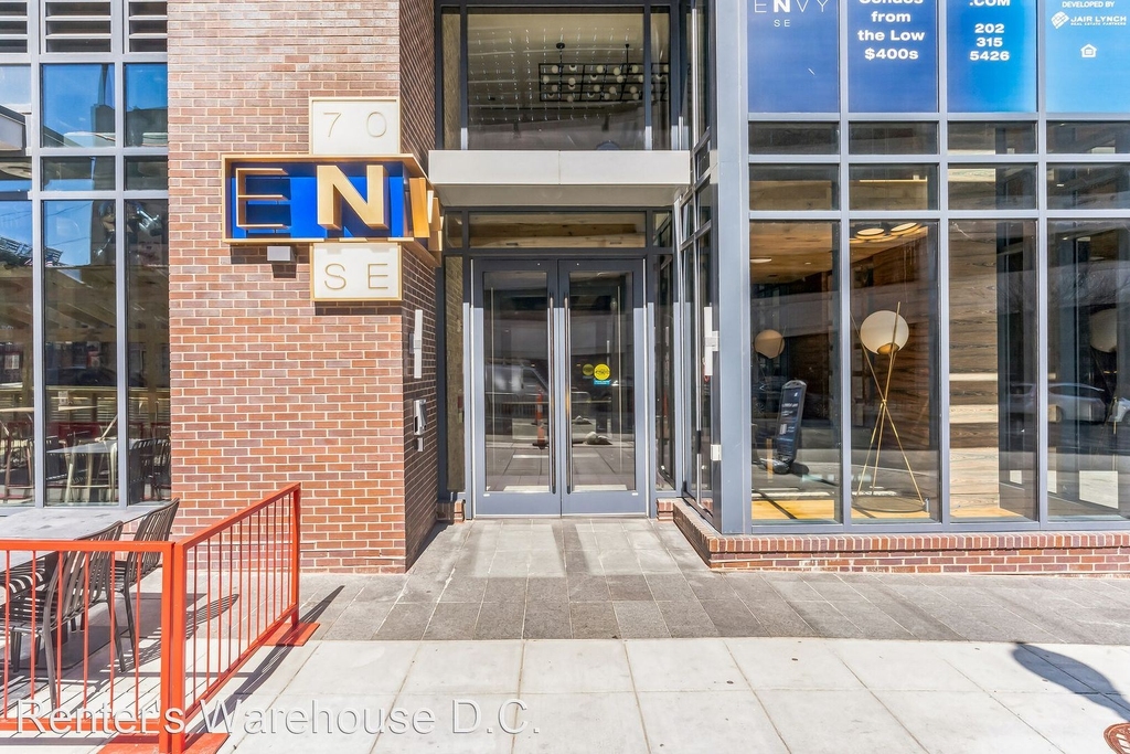 70 N St Se #n313 - Photo 16