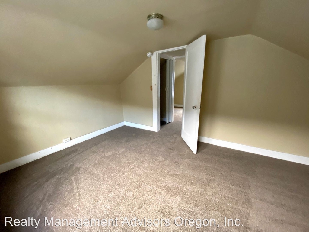 3722 Se Stark Street - Photo 8