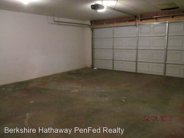 1054 Red Apple Court - Photo 10