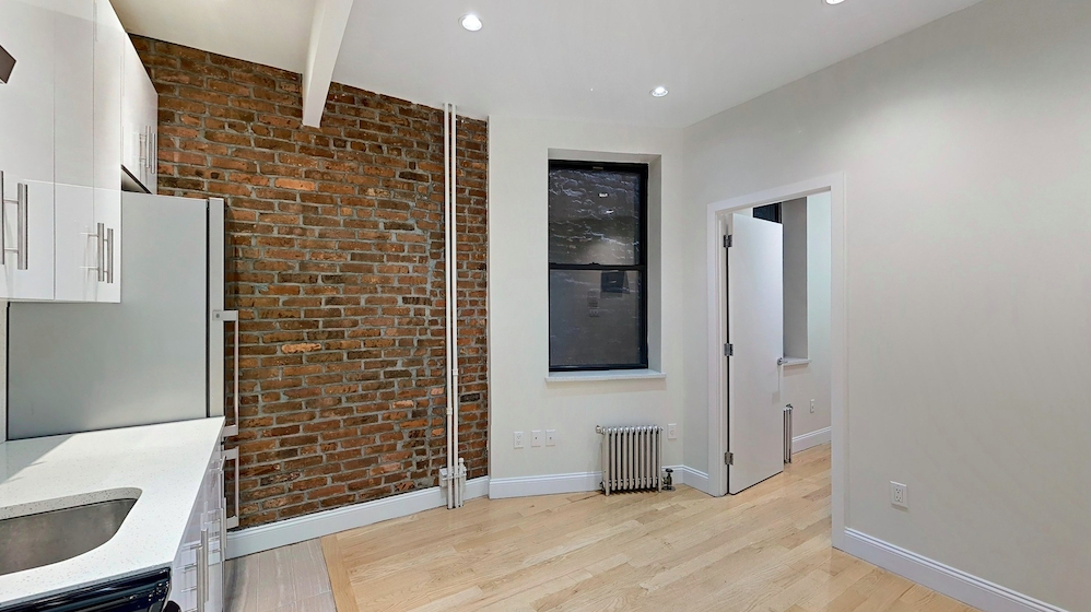 13 Stanton Street, New York, NY 10002 - Photo 1