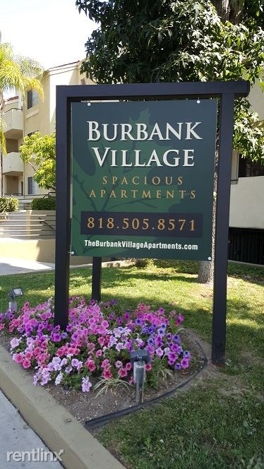 12244 Burbank Blvd - Photo 17