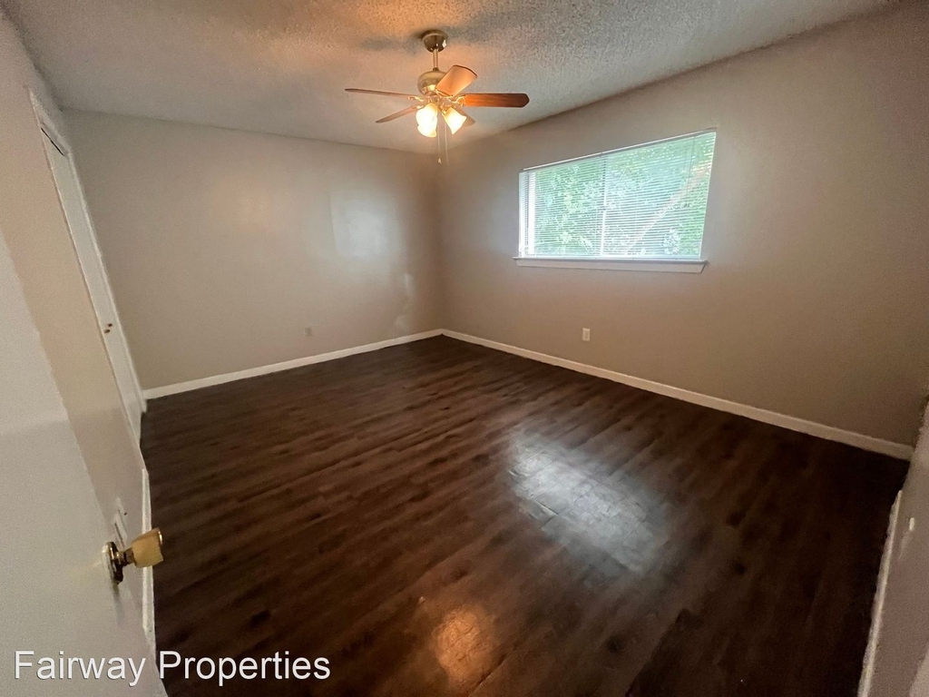 3106 Duval Street - 204 - Photo 4