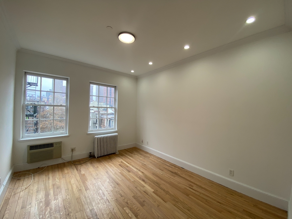 1705 First avenue - Photo 8