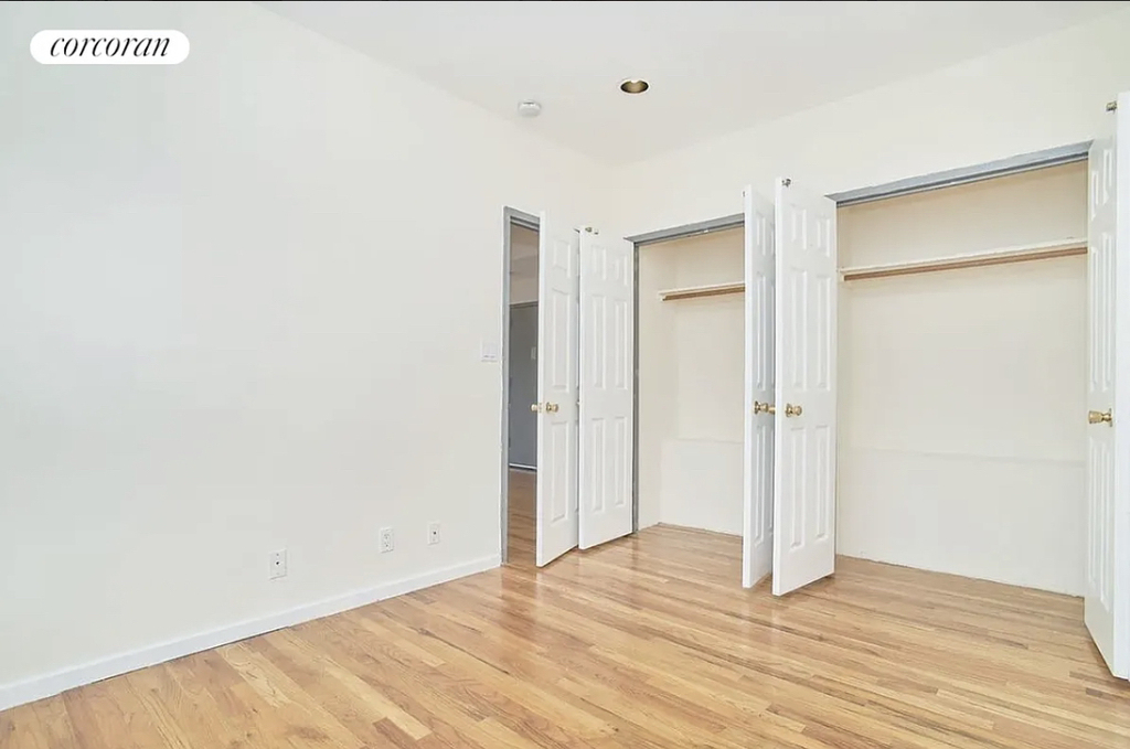 1627 Park Avenue - Photo 3