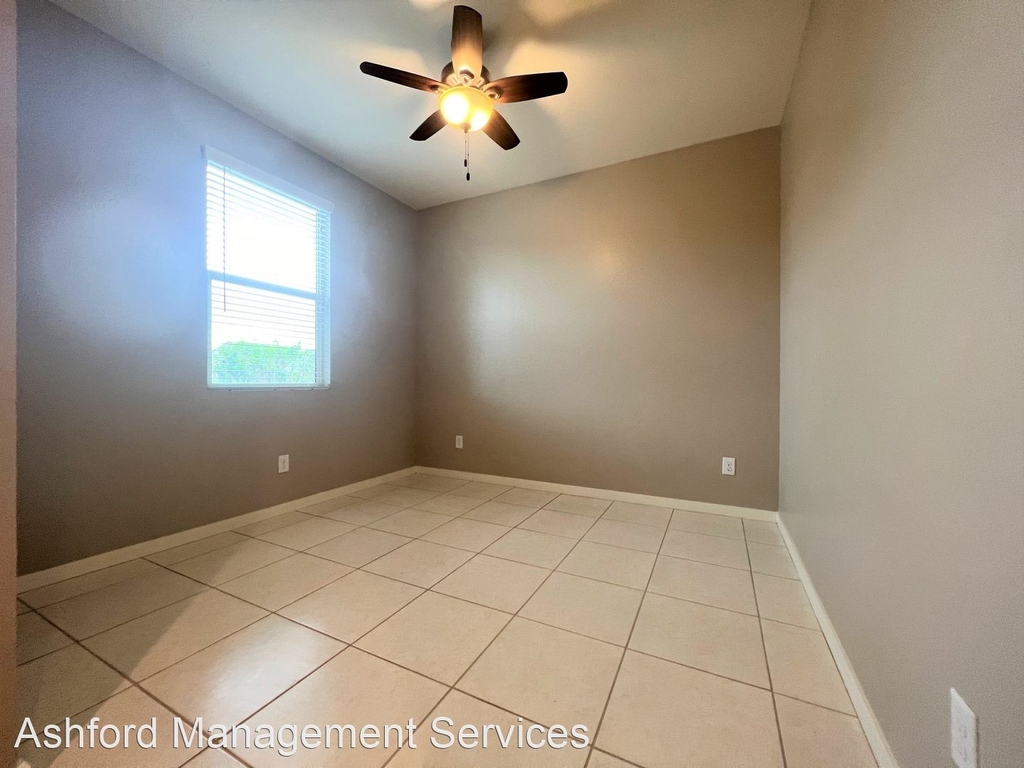 310 W Cholena Trail - Photo 4