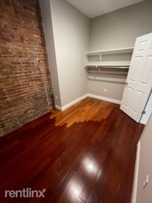 250 Newbury St Apt 2r - Photo 3