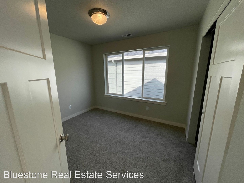 6320 Se 87th Ave - Photo 20