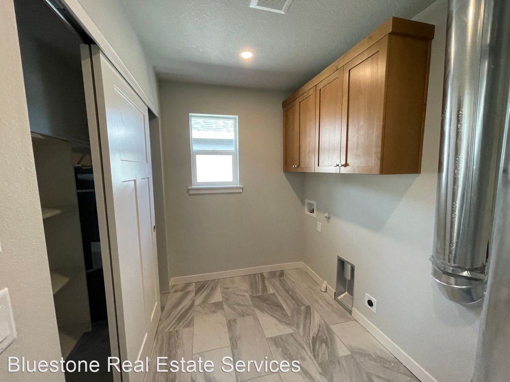 6320 Se 87th Ave - Photo 22