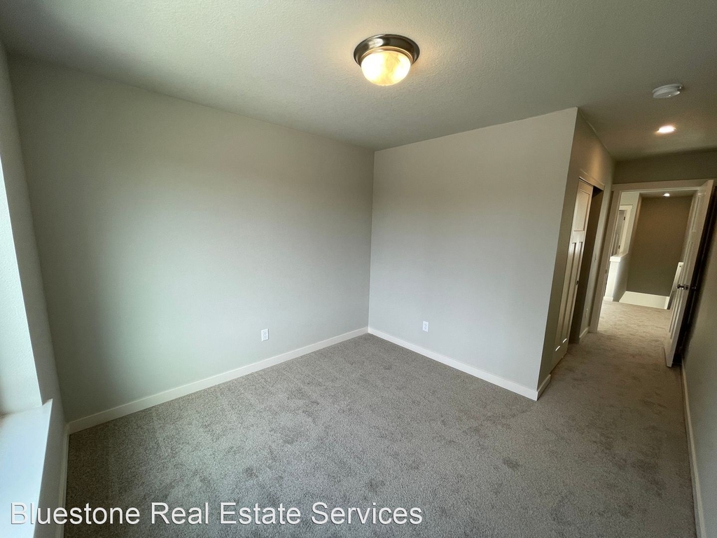 6320 Se 87th Ave - Photo 18