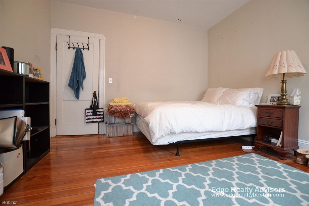 34 Mapleton St # 1 - Photo 8