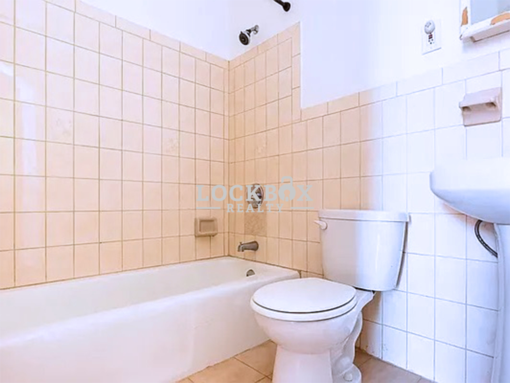 1106 Bushwick Avenue - Photo 2