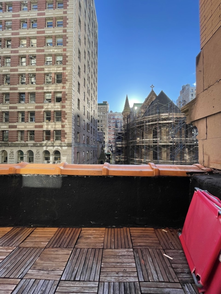 11 West 26th Street - Photo 0