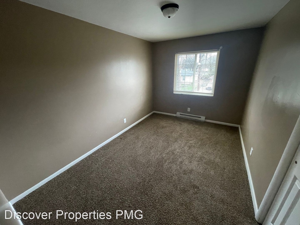 6220 E 11th Street - Photo 4