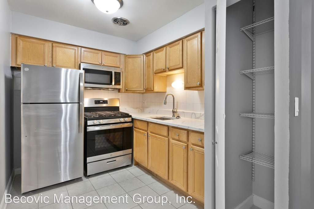 6758 N. Sheridan Rd. - Photo 7