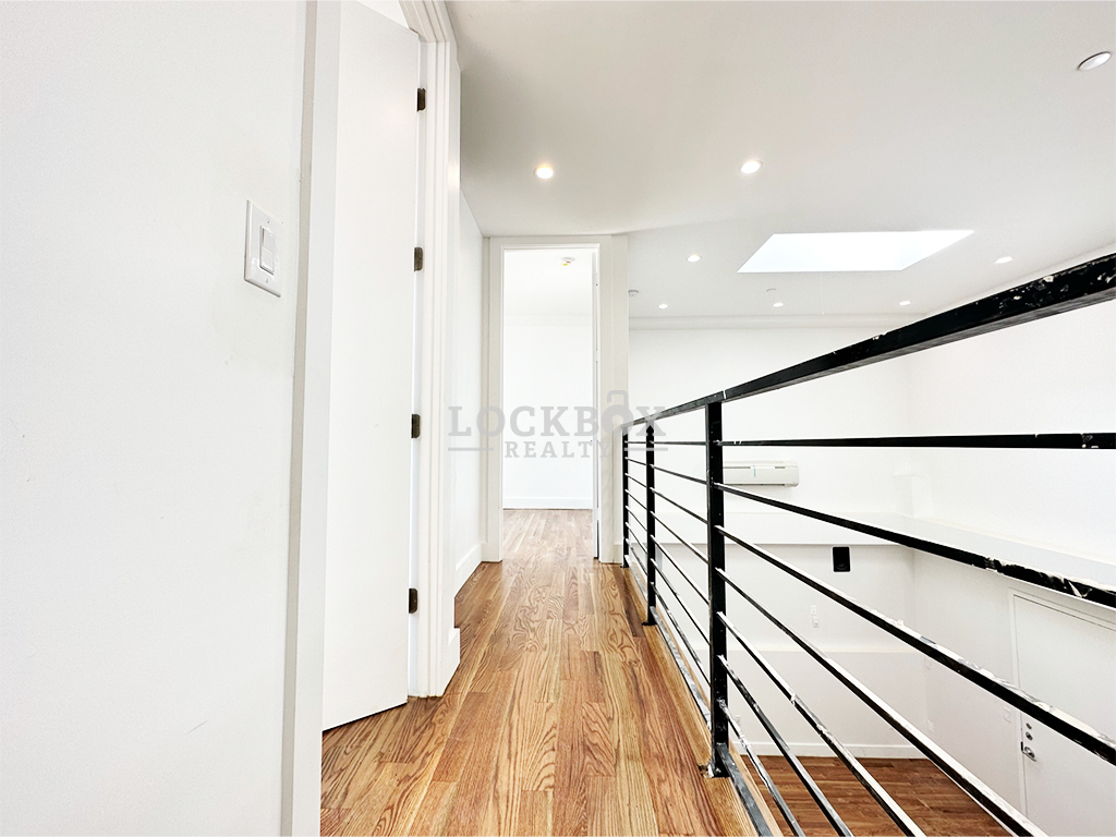 754 Grand Street - Photo 5