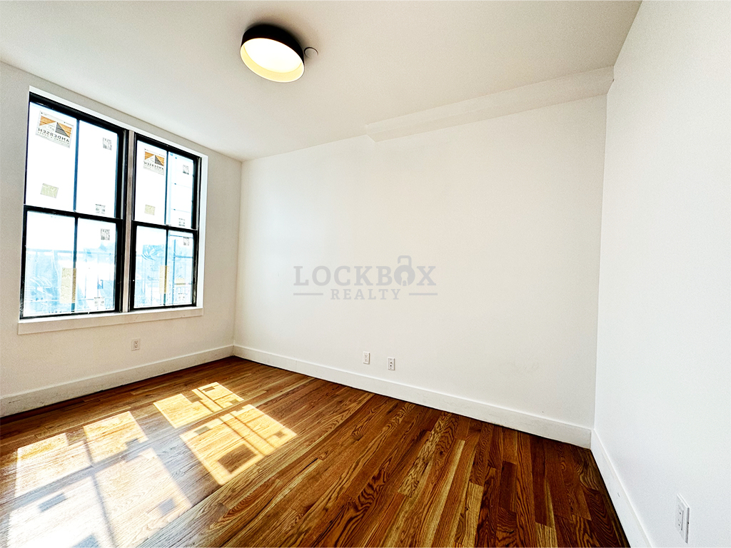 754 Grand Street - Photo 15