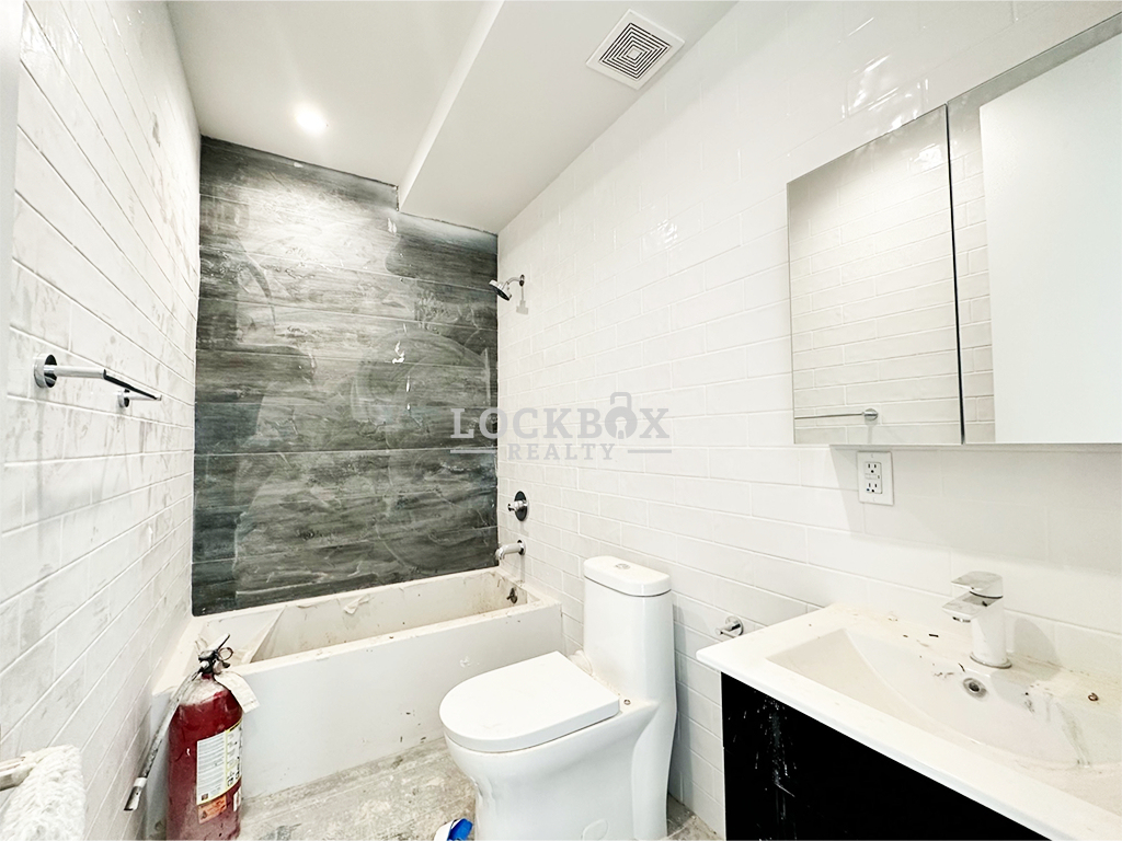 754 Grand Street - Photo 7