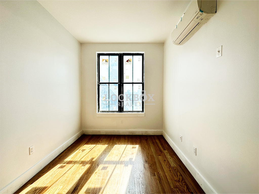 754 Grand Street - Photo 9