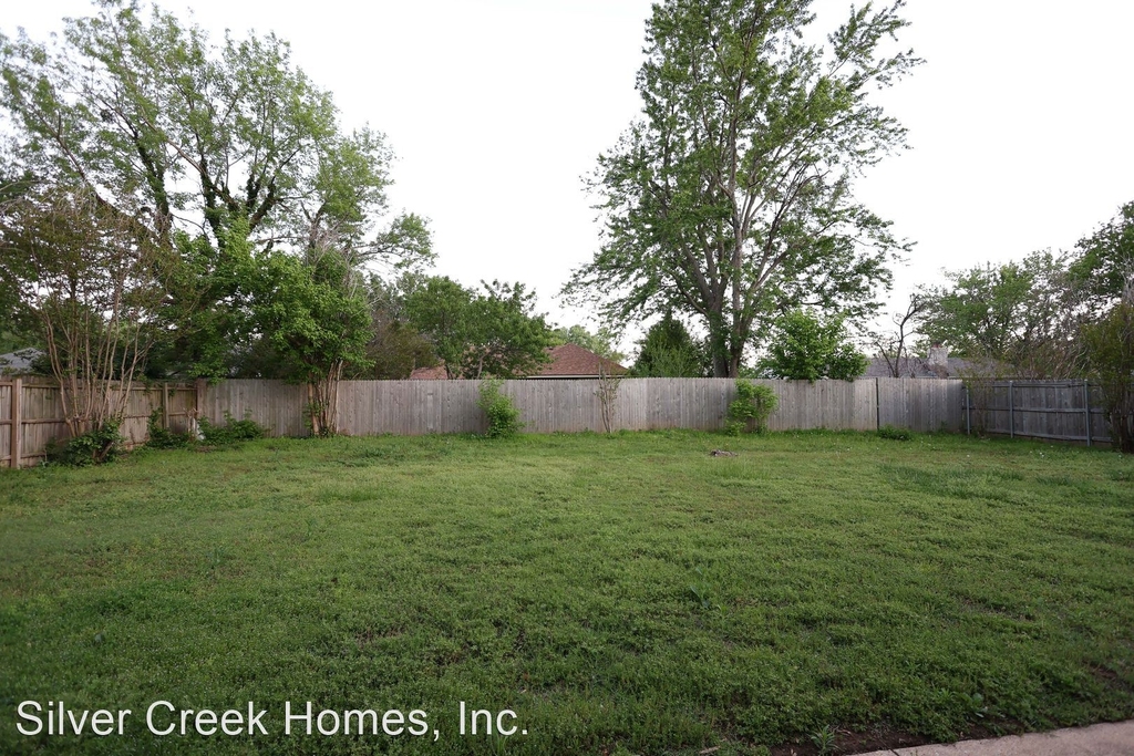 1808 Ridgewood Dr - Photo 27