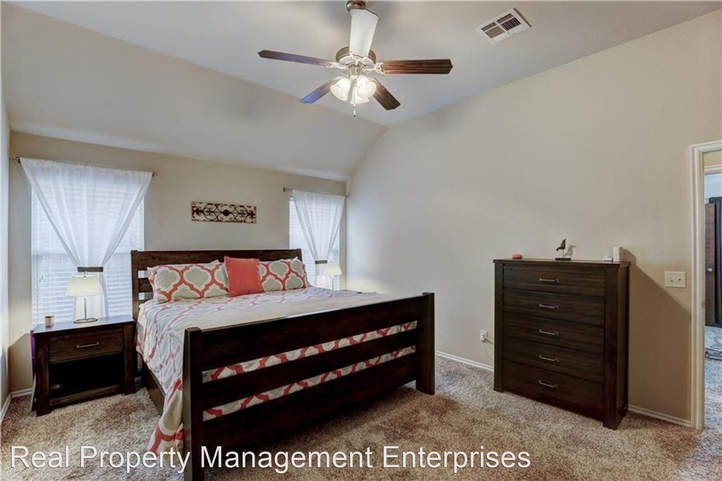 17609 Red Tailed Hawk Way - Photo 16