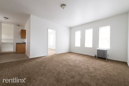 1010 S 2nd Ave - Photo 1