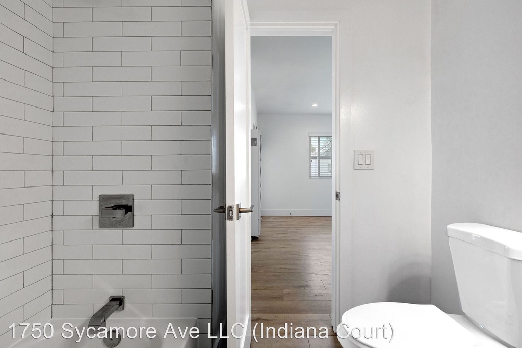 716-717 Indiana Court - Photo 12