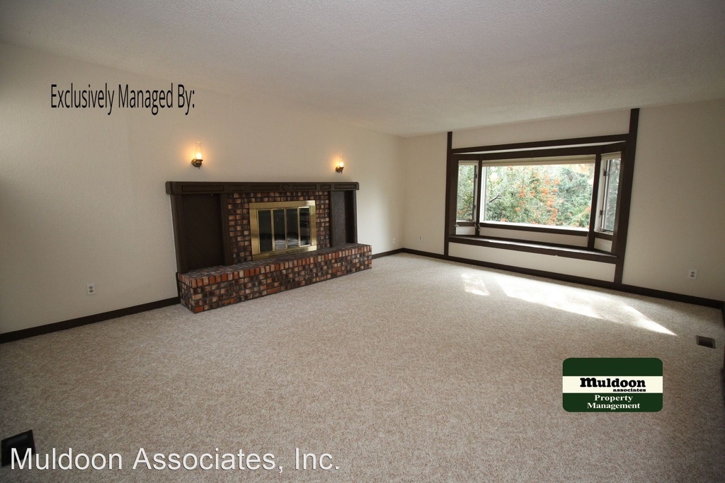 2951 Keystone Cr - Photo 4