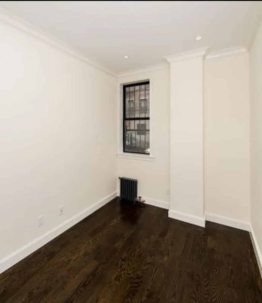 307 Mott Street - Photo 5