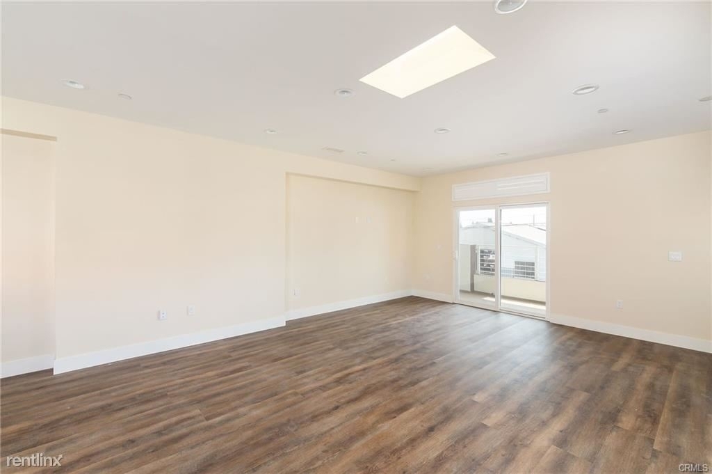 13800 Cordary Ave # 2 - Photo 5
