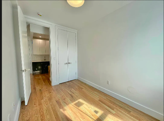 754 Grand Street - Photo 8