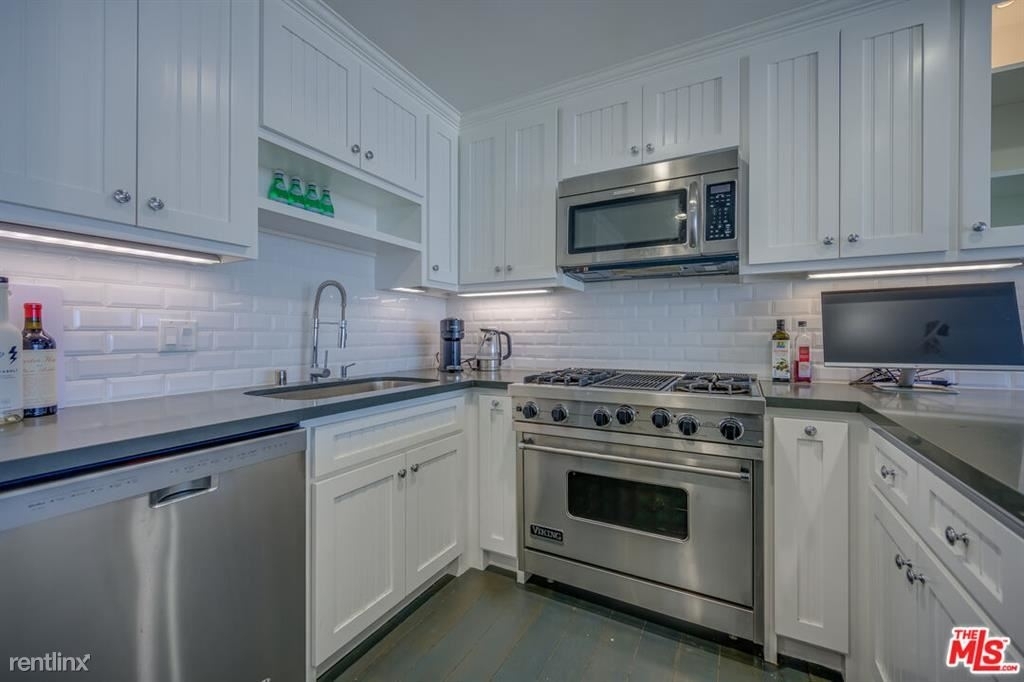 2 Ketch St Apt 107 - Photo 3