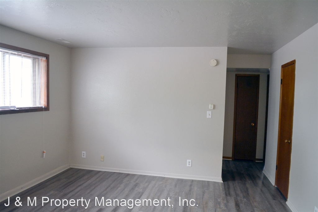 1720 F Street - Photo 17