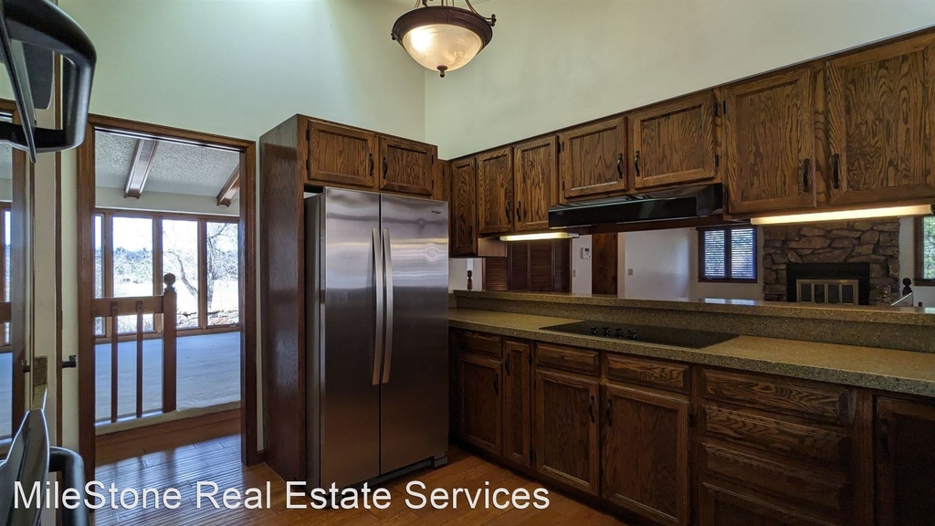 3926 Broadmoor Valley Road - Photo 20