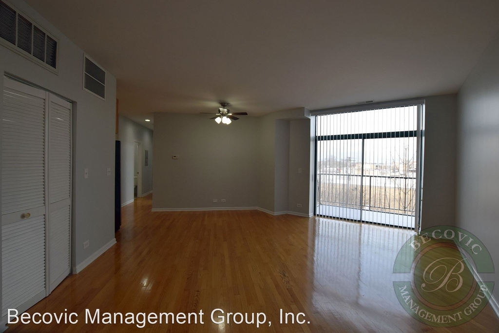 2451 W Howard Street - Photo 33