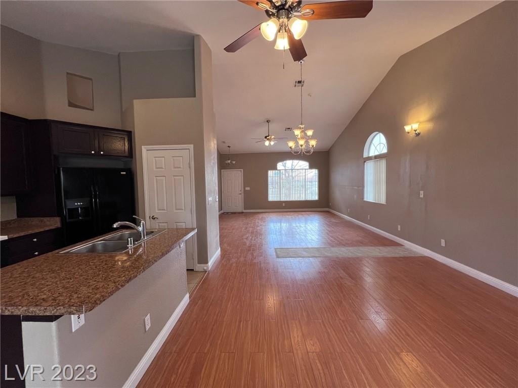 8992 Crystal Lagoon Court - Photo 2