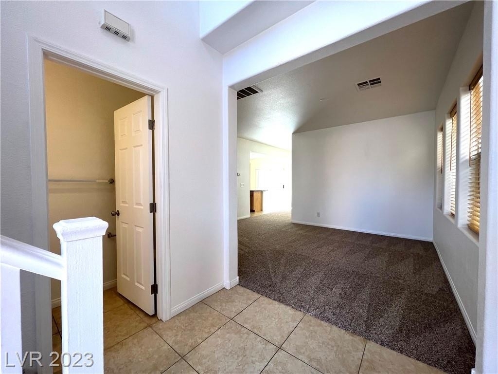 9031 Winchester Ridge Street - Photo 2