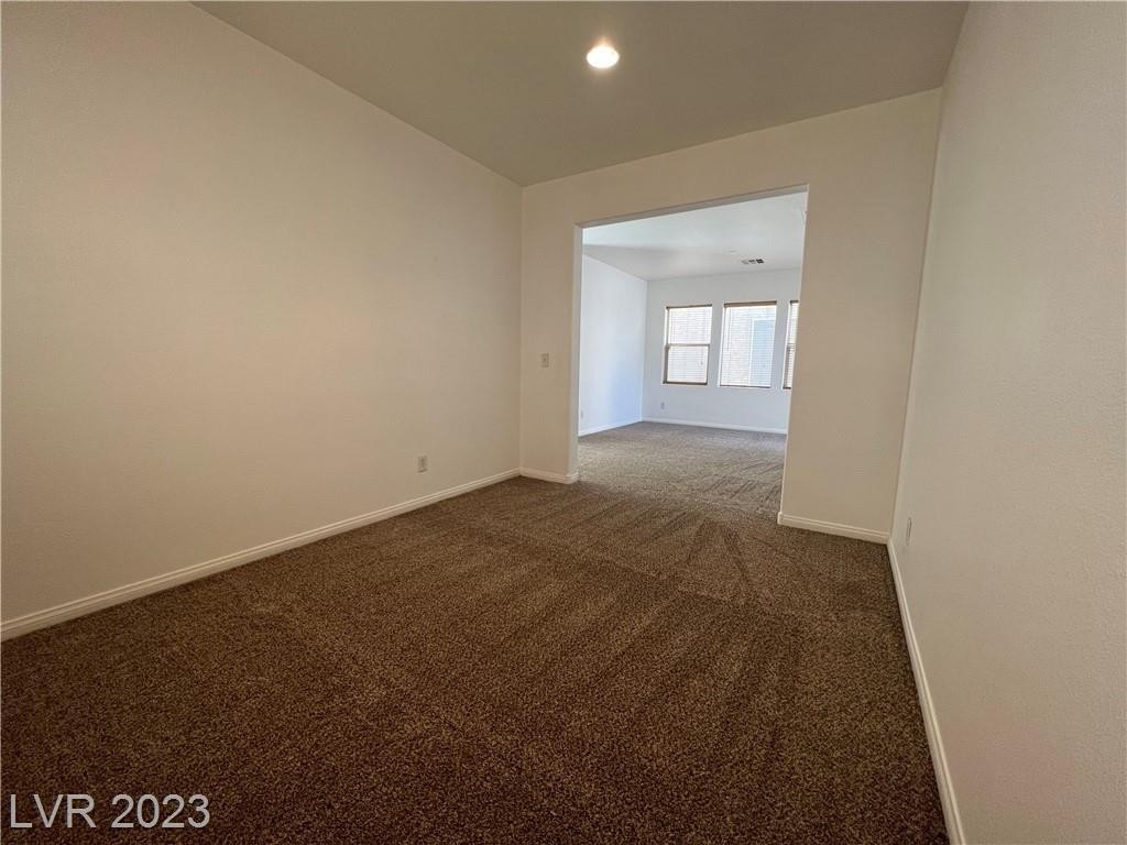 9031 Winchester Ridge Street - Photo 8