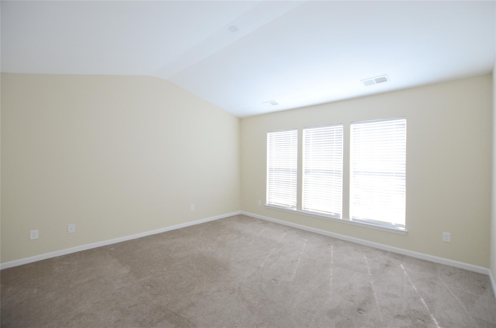 16835 Dunaverty Place - Photo 14