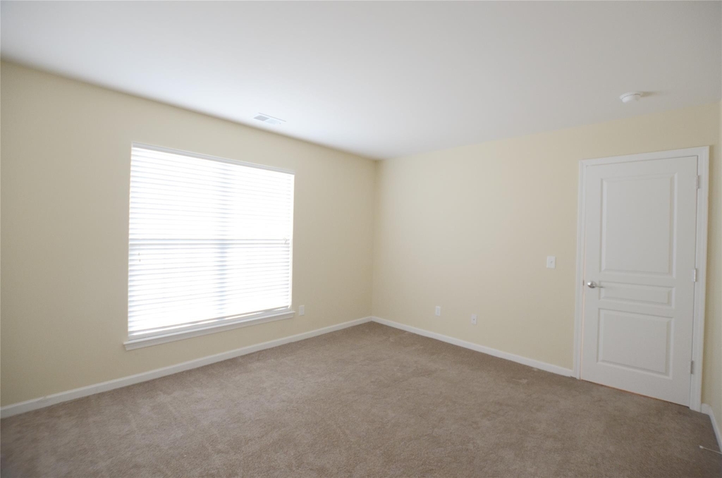 16835 Dunaverty Place - Photo 7