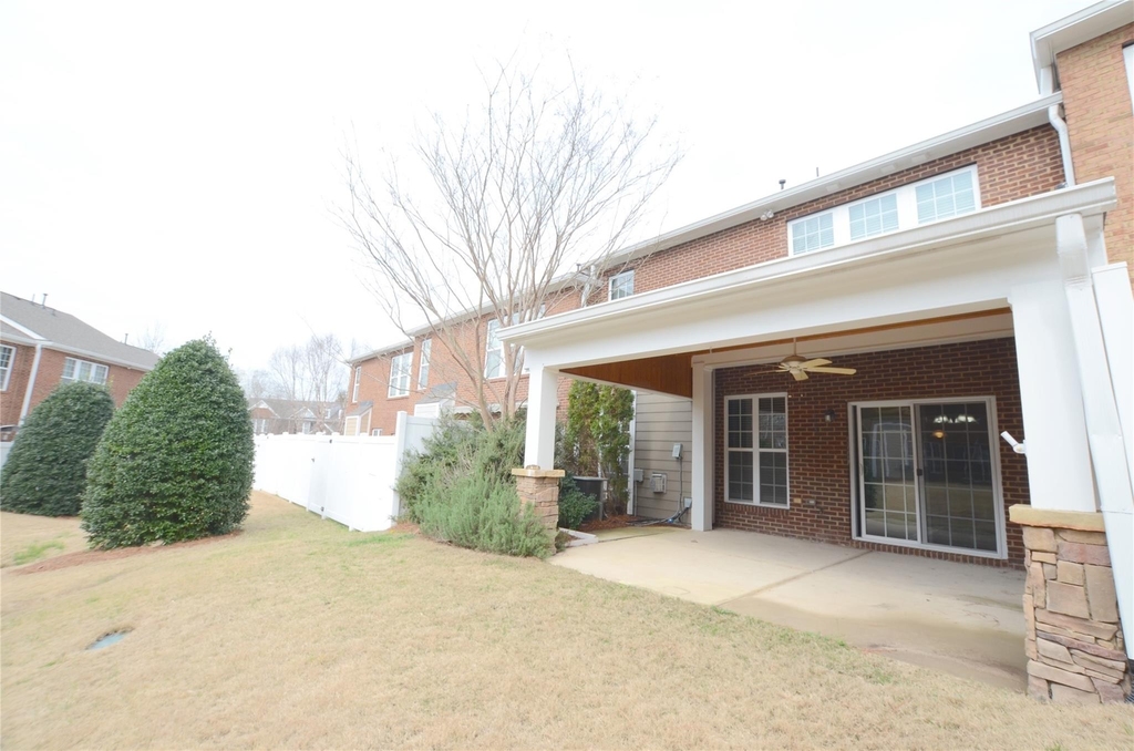 16835 Dunaverty Place - Photo 28