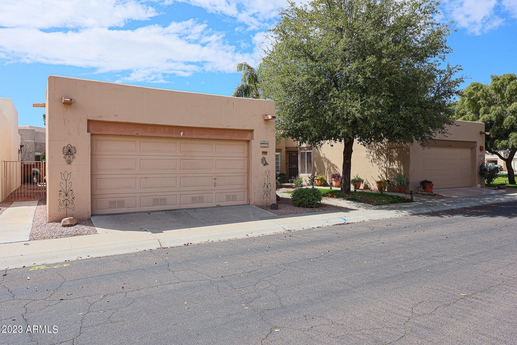 17224 N Zuni Trail - Photo 0