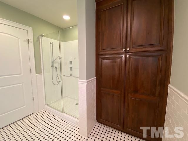 710 Independence Place - Photo 9