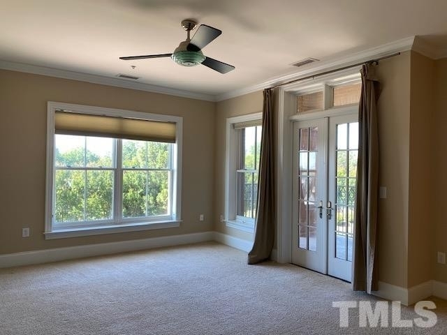 710 Independence Place - Photo 6