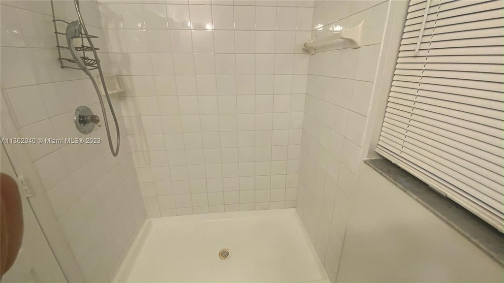 21240 Ne 9th Ct - Photo 13