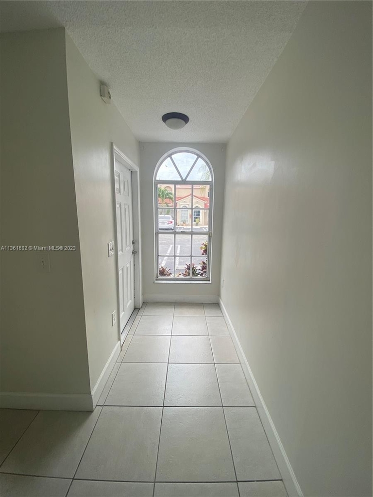 6916 Nw 166th Ter - Photo 1