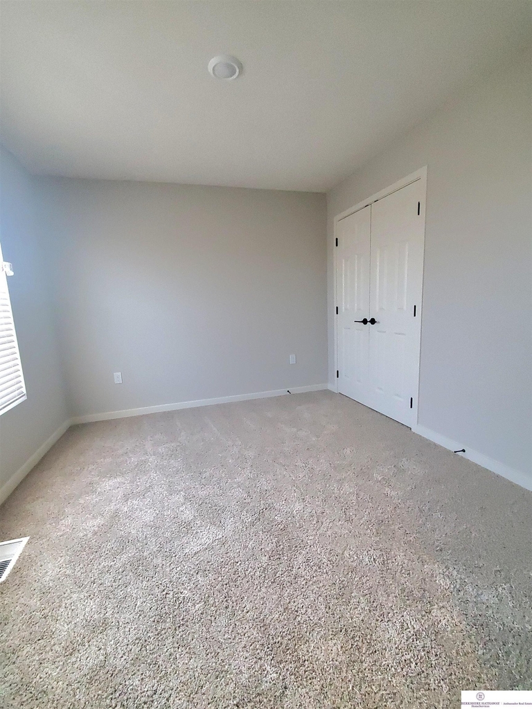 5503 S 208 Court - Photo 12