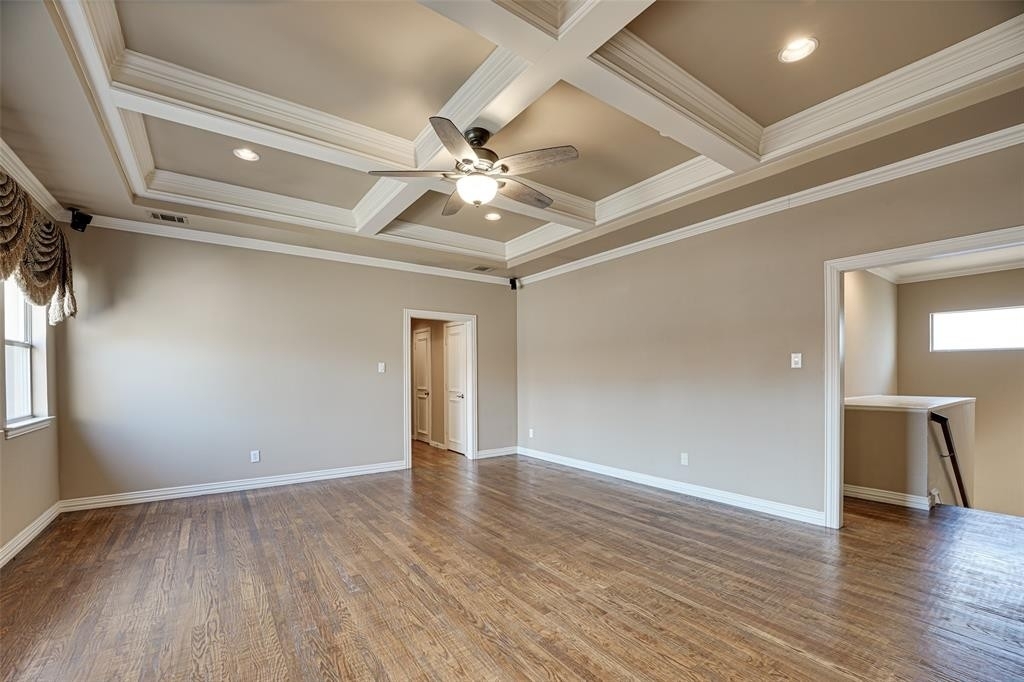 5004 Castle Creek Court - Photo 2