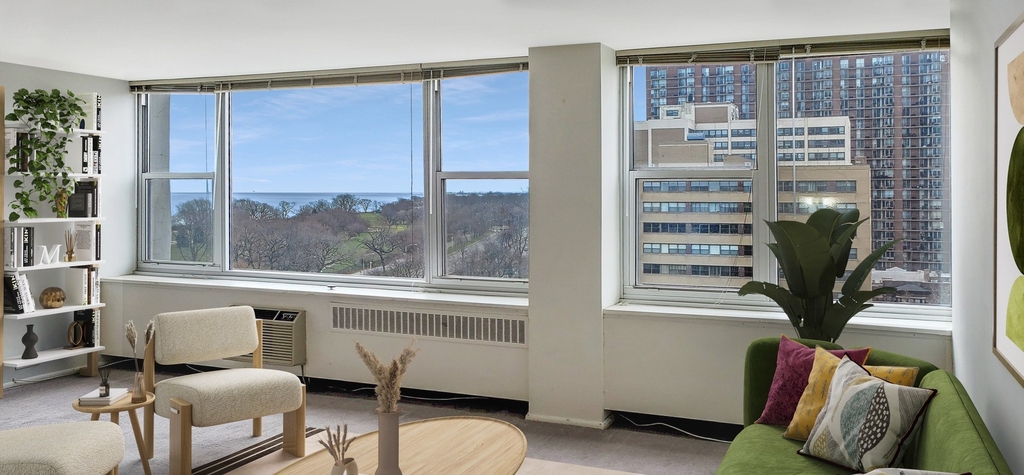 4250 N Marine Drive - Photo 3