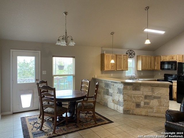 9210 Rebecca Creek Rd - Photo 3